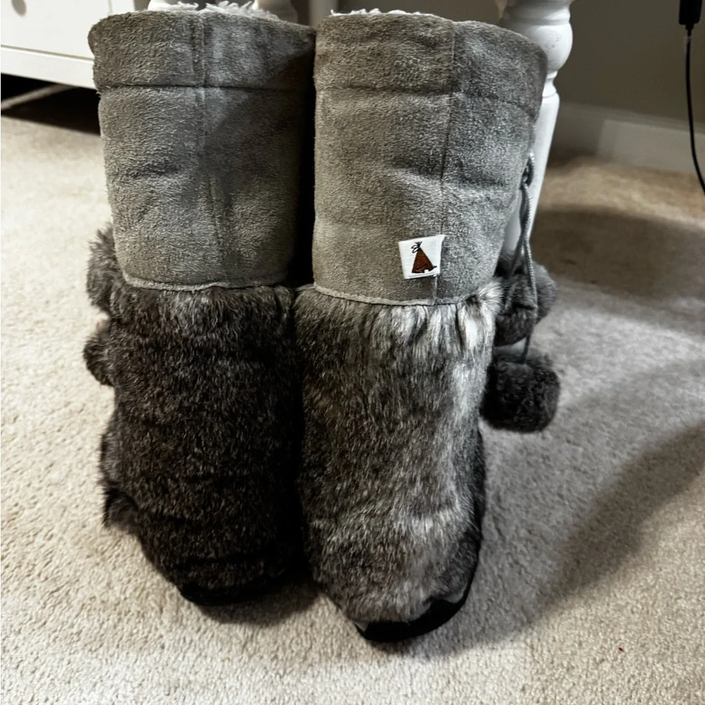 Muk Luks Gray Faux Fur Winter Boots with Pom Poms